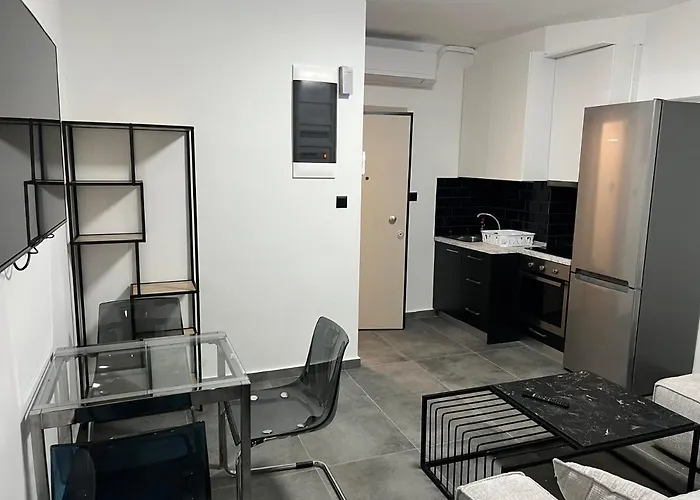 Exclusive Ladadika Apartment 2